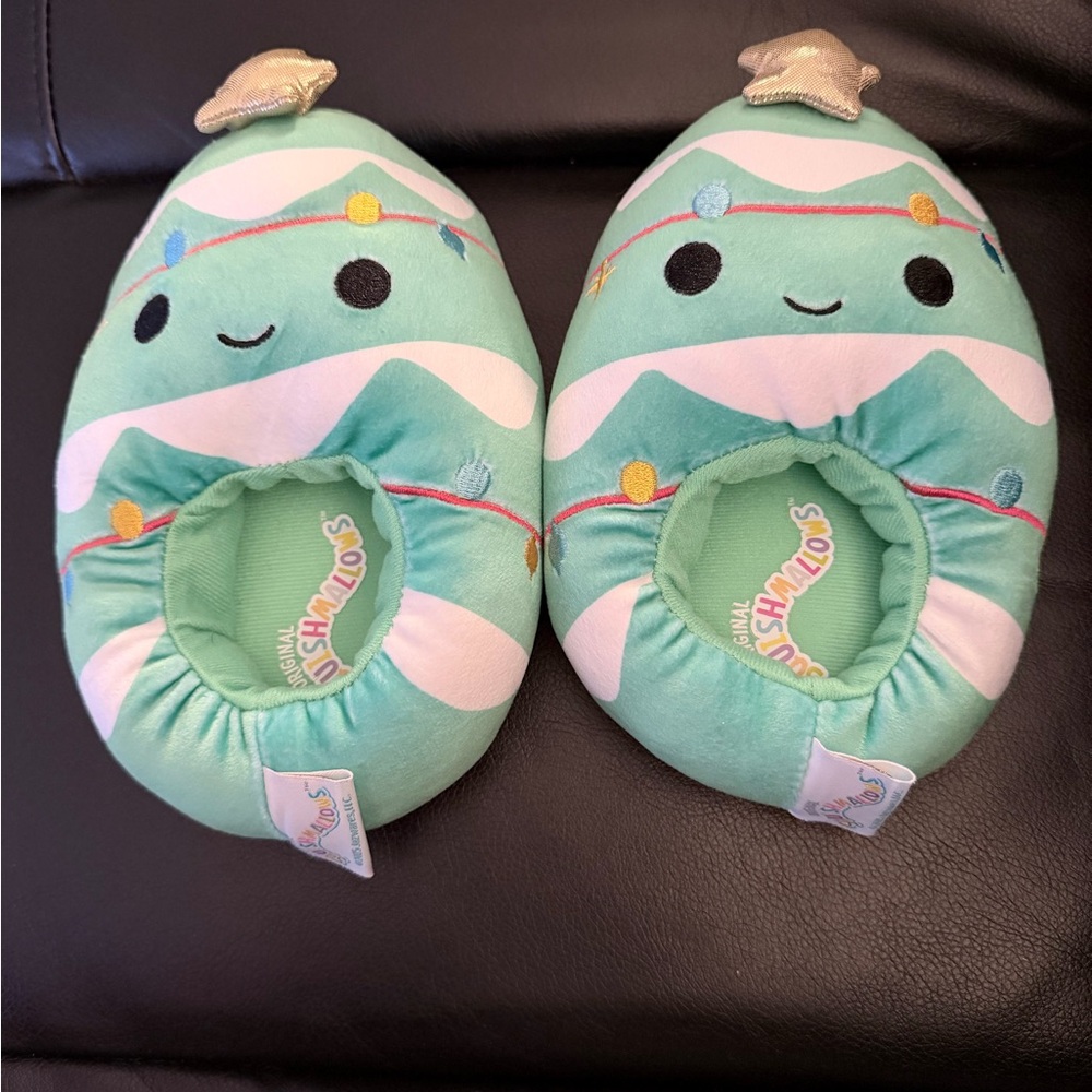 Squishmallows Christmas Tree Plush Kids Slippers Size 13/1 NWOT